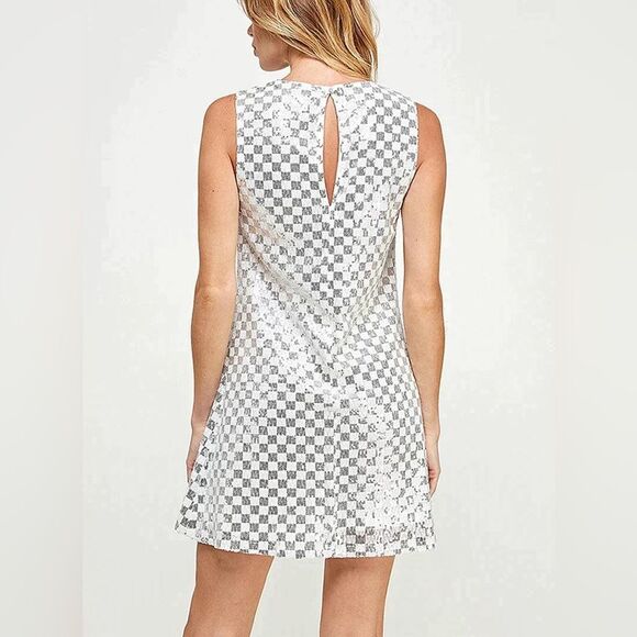 Chic Checkered Sleeveless Dress. Wear this to the Disco or to a Night Out. NWT S - Picture 3 of 10